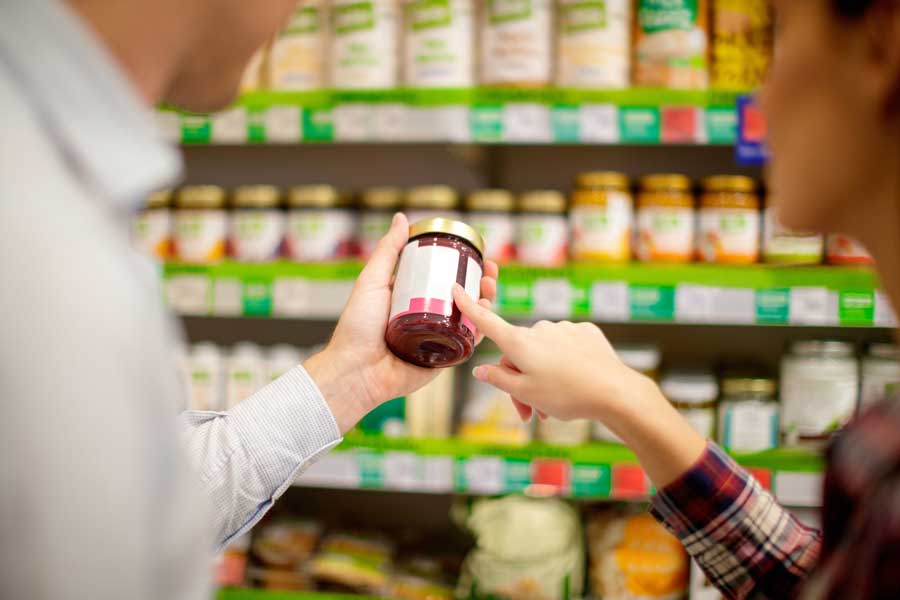 holding-jar example of food & beverage labels
